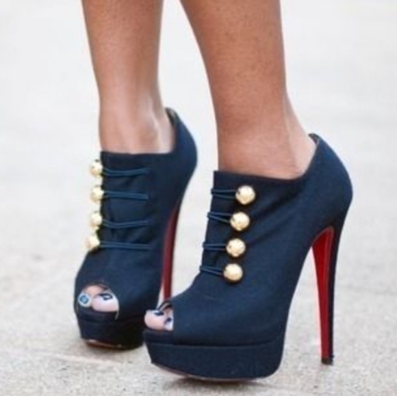 CHRISTIAN LOUBOUTIN | Loubout 150 Black Peep Toe Military Heeled Booties (9 US) - Picture 3 of 14